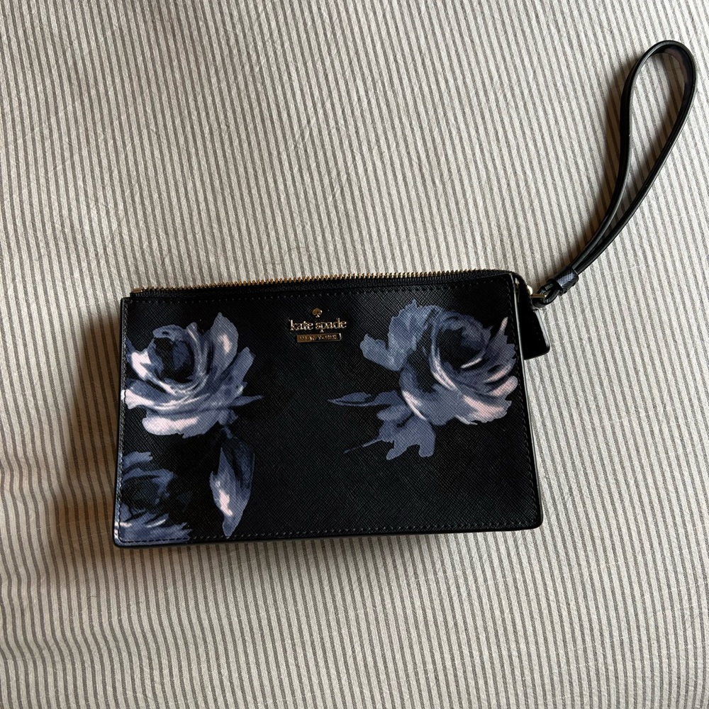 Kate spade wristlet